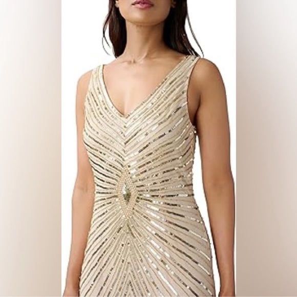 Aidan Mattox Metallic Chevron Sequin sleeveless long gown - Picture 11 of 11